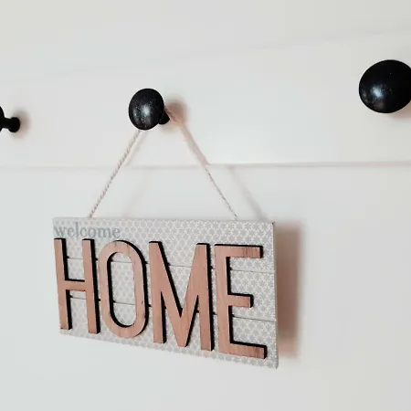 Home Away Home Tartu Esterno foto